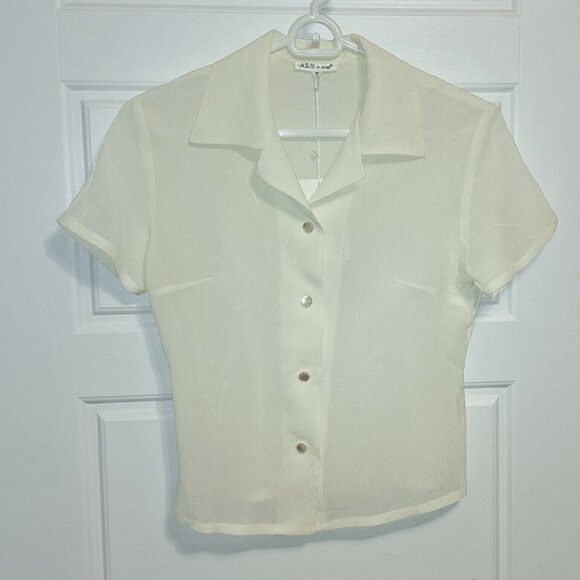 Cream colour short sleeve sheer blouse size small - Picture 1 of 12